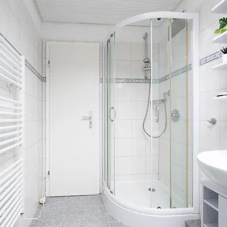 Seeweg 2 Apartment *