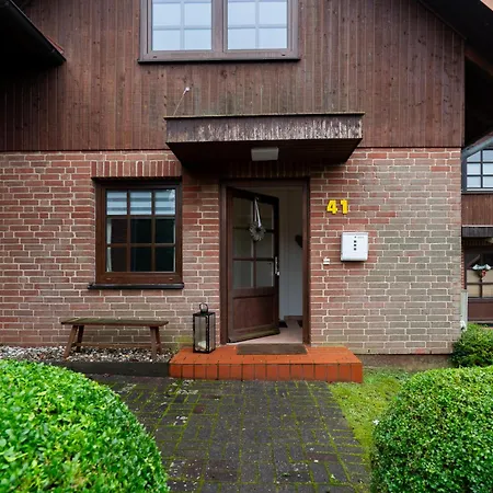 Seeweg 2 Apartment
